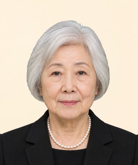 背景を「クリーム色」にした遺影の見本（架空の人物）