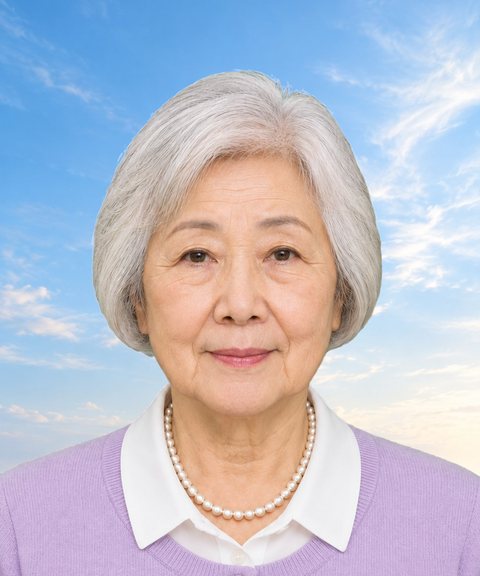 背景を「海と空」にした遺影の見本（架空の人物）